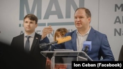 Primarul Chișinăului, Ion Ceban, într-o conferință de presă susținută la sediul partidului său MAN