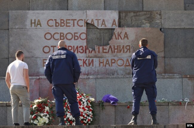 The severe damage to the monument reignited discussion in Sofia’s local government over whether the often-vandalized monument should remain. Many other European countries have removed communist-era memorials amid the Kremlin’s ongoing invasion of Ukraine. 