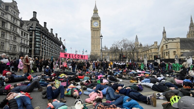 Hiljade demonstranata na ekološkim protestima u Londonu