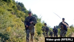 Sa američkim vojnicima na granici Kosova i Srbije