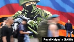 Belqorodda Gənclərin Vətənpərvərlik Tərbiyəsi Mərkəzində "Armata" hərbi-təlim tarixi və təhsil düşərgəsi.