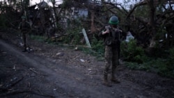 În timp ce Rusia atacă nordul regiunii Harkov, trupele ucrainene din est sunt copleșite