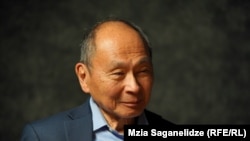 სტენფორდის უნივერსიტეტის პროფესორი ფრენსის ფუკუიამა