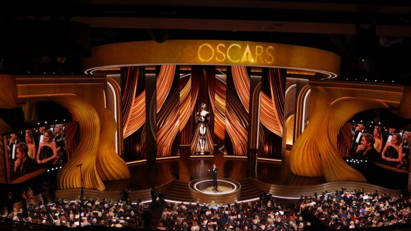 شب جوایز اسکار آغاز شد؛ رقابت اوپنهایمر با بیچارگان و ساخته آخر اسکورسیزی