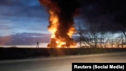 Пожар после атаки, иллюстративное фото 