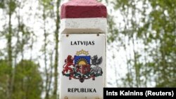 Памежны слуп на латвійска-беларускай мяжы