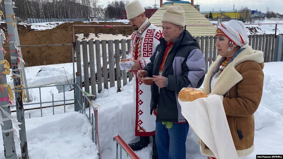 В марте чувашские активисты отметили традиционный праздник "поворотной недели", который в широком понимании представляется как "день весеннего равноденствия"