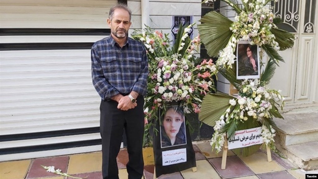 امجد امینی، پدر مهسا امینی