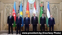 Борбор Азия президенттери. Азербайжандын президенти Илхам Алиев конок болуп чакырылган.