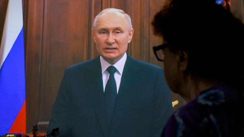 Putin gozgalaňa gatnaşan wagnerçileriň  goşuna goşulyp-da, Belarusa gidip-de biljekdigini aýdýar