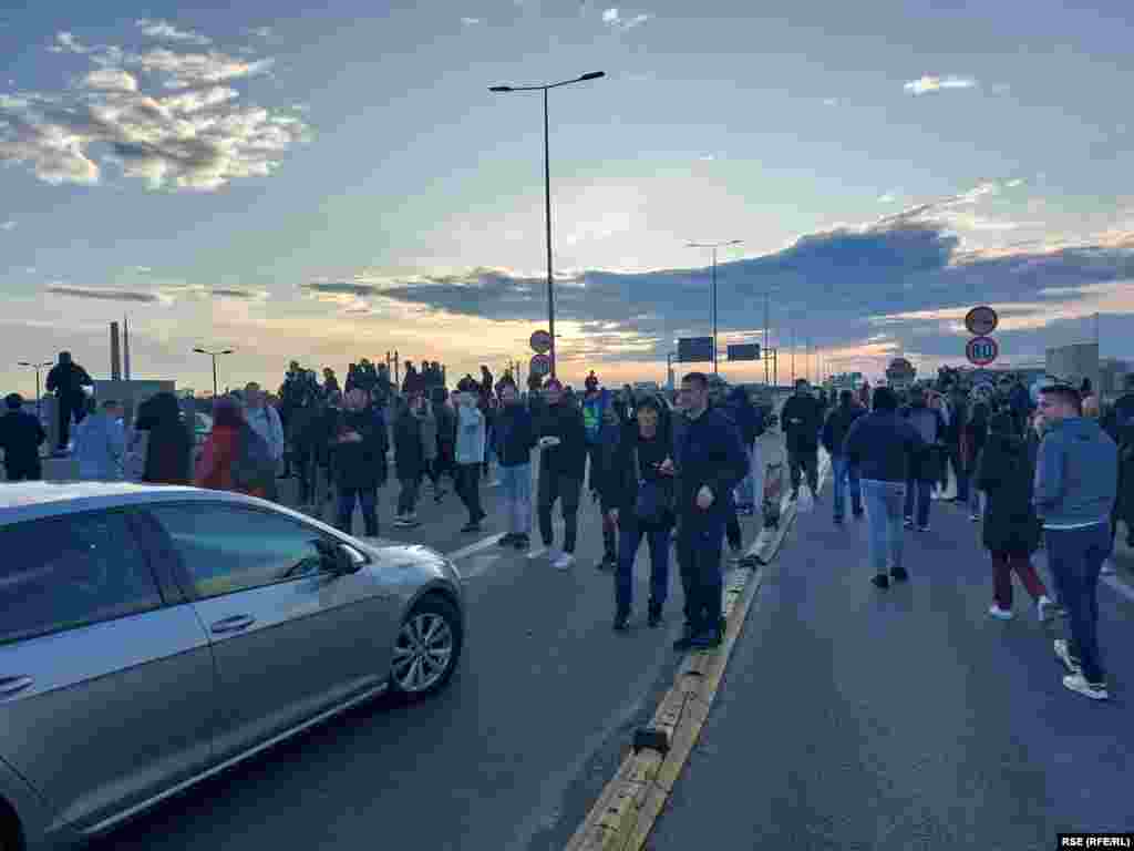 Građani su blokirali Gazelu, najprometniji most u Beogradu na autoputu