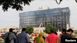 Požar je zahvatio zgradu policije, Ismailija, 2. oktobra 2023.