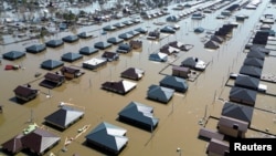 Poplavljeno stambeno područje u Orenburgu, Rusija, 11. aprila 2024. 