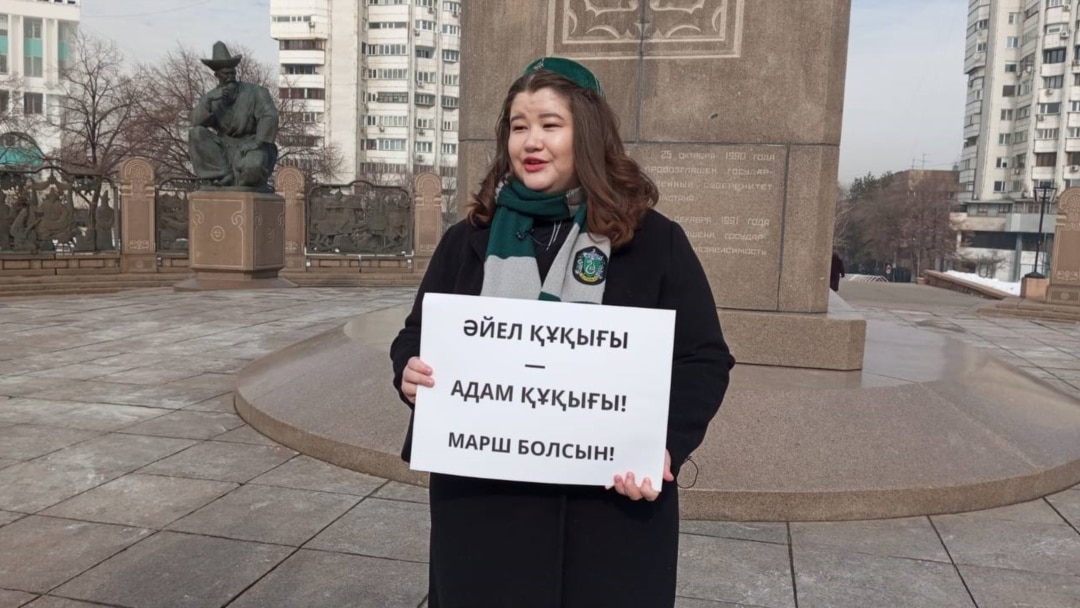 жүкті әйелмен порно