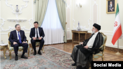 ابراهیم رئیسی در دیدار با نماینده ویژه رئیس‌جمهور آذربایجان گفته که کشورهای منطقه ظرفیت حل مسائل منطقه را دارند