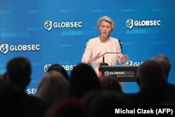 Ursula von der Leyen a Globsec fórumon 2023. május 31-én
