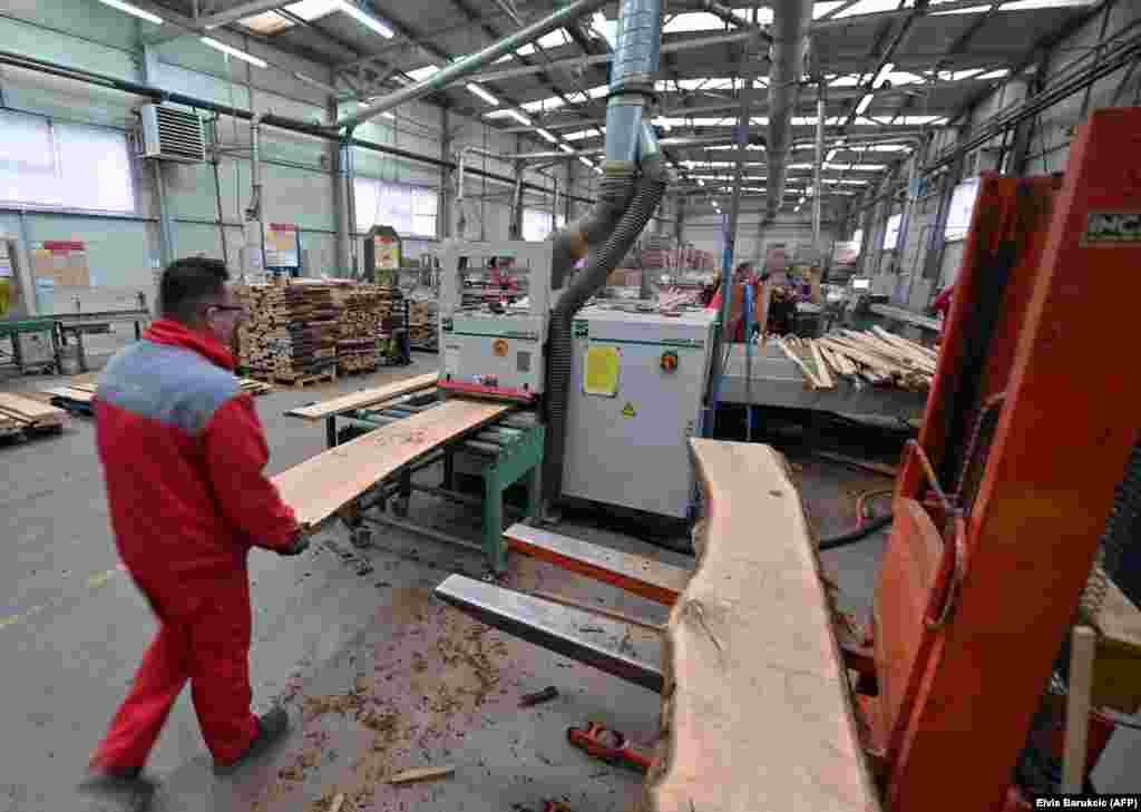 The timber-cutting section of the Standard factory.&nbsp; Eldin Sabeta, the head of sales at the Standard furniture factory, one of Bosnia&rsquo;s largest exporters, told AFP that &quot;every month, a new customer knocks on our door,&rdquo; adding that among the continued uncertainty of exporting from Asia, customers &ldquo;need reliable suppliers.&rdquo;