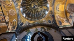 Freske na kupoli