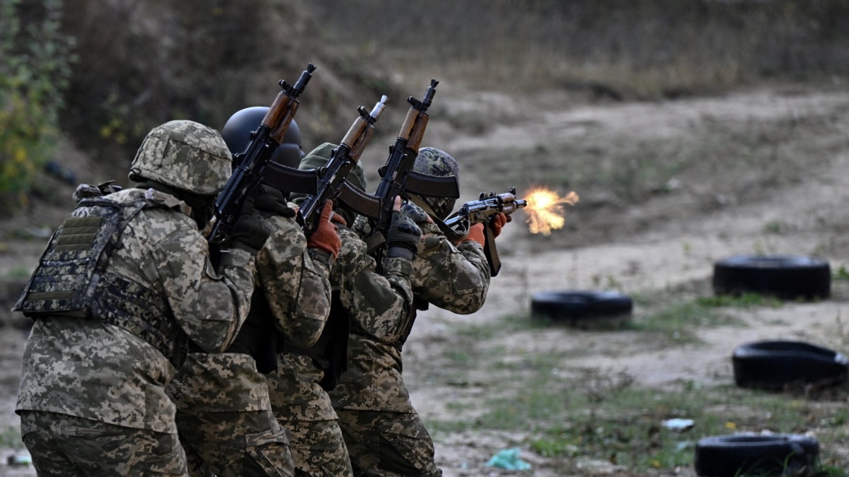 країни-партнери підготували понад 100 тисяч українських військових
