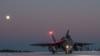 <strong>F/A-18 Hornet</strong><br />
<br />
На вооружении финских ВВС состоят 62 таких самолёта американского производства. Устаревающие самолёты планируется заменить 64 истребителями-бомбардировщиками F-35 последнего поколения. Замена начнётся в 2026 году&nbsp;<br />
&nbsp;