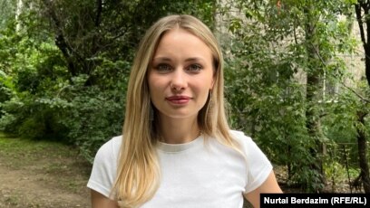 Сексуалды жас қыздар