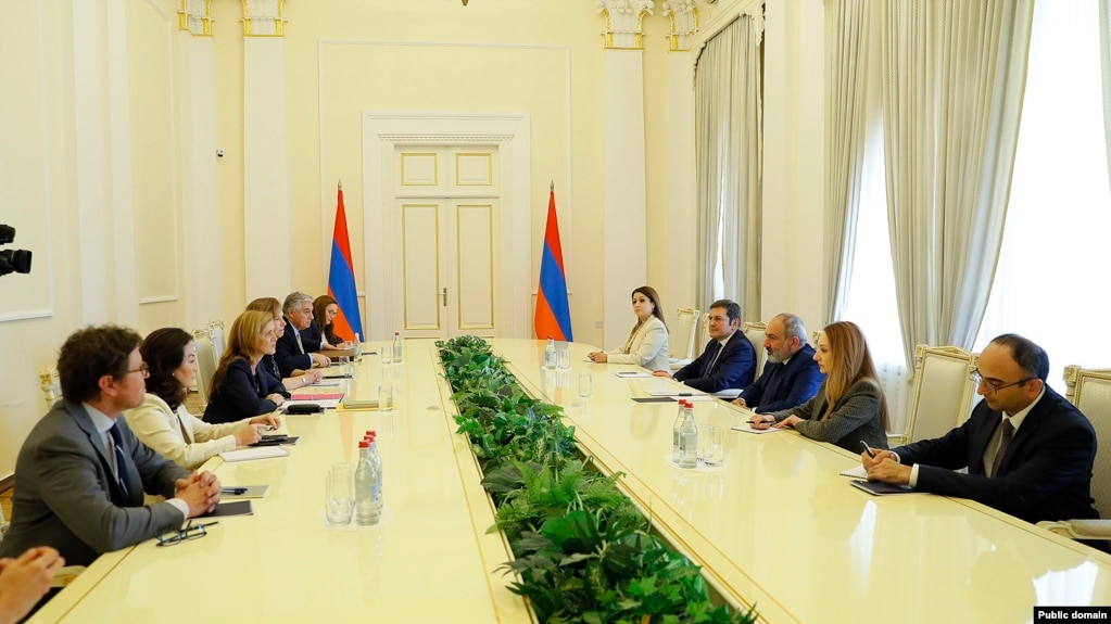Встреча Пашиняна с делегацией США