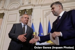 Marcel Ciolacu (dreapta) și Nicolae Ciucă (stânga) și-au dat mâna pentru multele aranjamente care au precedat alianța preelectorală PSD-PNL și listele comune.