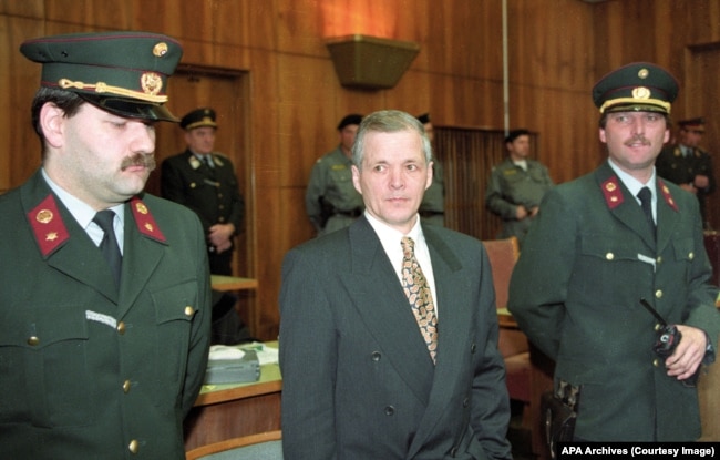 Johann „Jack” Unterweger la proces în tribunalul din Graz în 1994