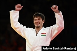 Tajik judoka Somon Makhmadbekov after his victory over Italian Antonio Esposito in Paris on July 30.