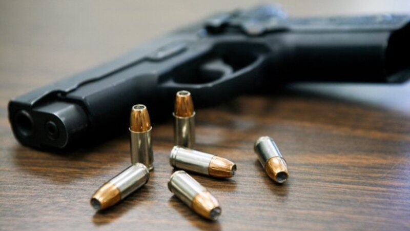 دیوان عالی آمریکا قانون منع مالکیت اسلحه برای محکومان به خشونت خانگی را تایید کرد