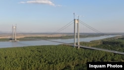 Podul suspendat de la Brăila a fost inaugurat pe 6 iulie 2023. Este cea mai importantă lucrare de infrastructură din România, după 1990.