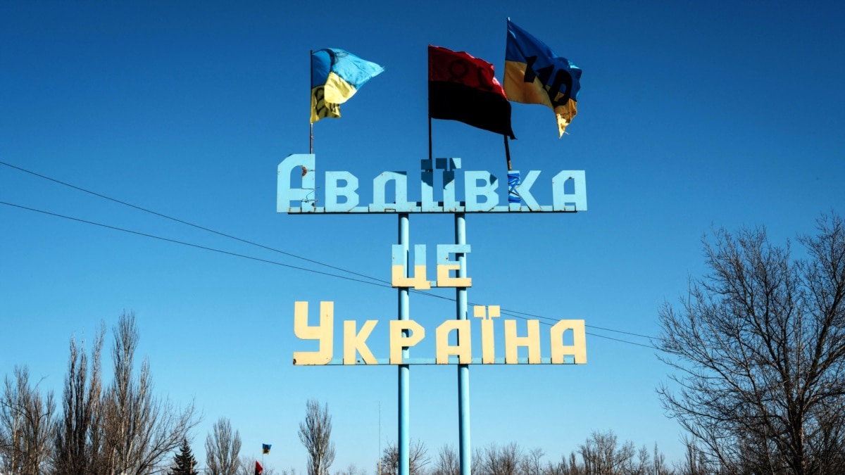 «Незначний прогрес ціною великих втрат у бронетехніці» – розвідка Британії про здобутки військ РФ біля Авдіївки