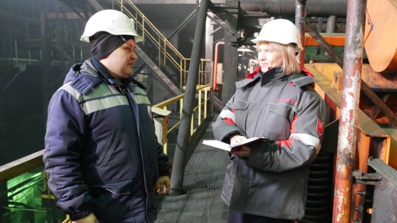 Ukraine Faces Labor Shortage As Russia's War Empties Factories And Farms