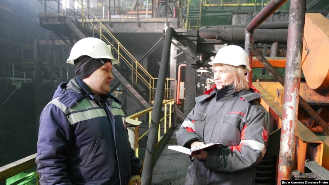 rferl.org - Ulviyya Asadzade - Ukraine Faces Labor Shortage As Russia's War Empties Factories And Farms