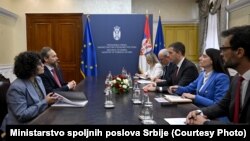 Šef Delegacije Evropske unije u Srbiji Emanuel Žiofre i ministar spoljnih poslova Srbije Marko Đurić, 7. maj 2024.