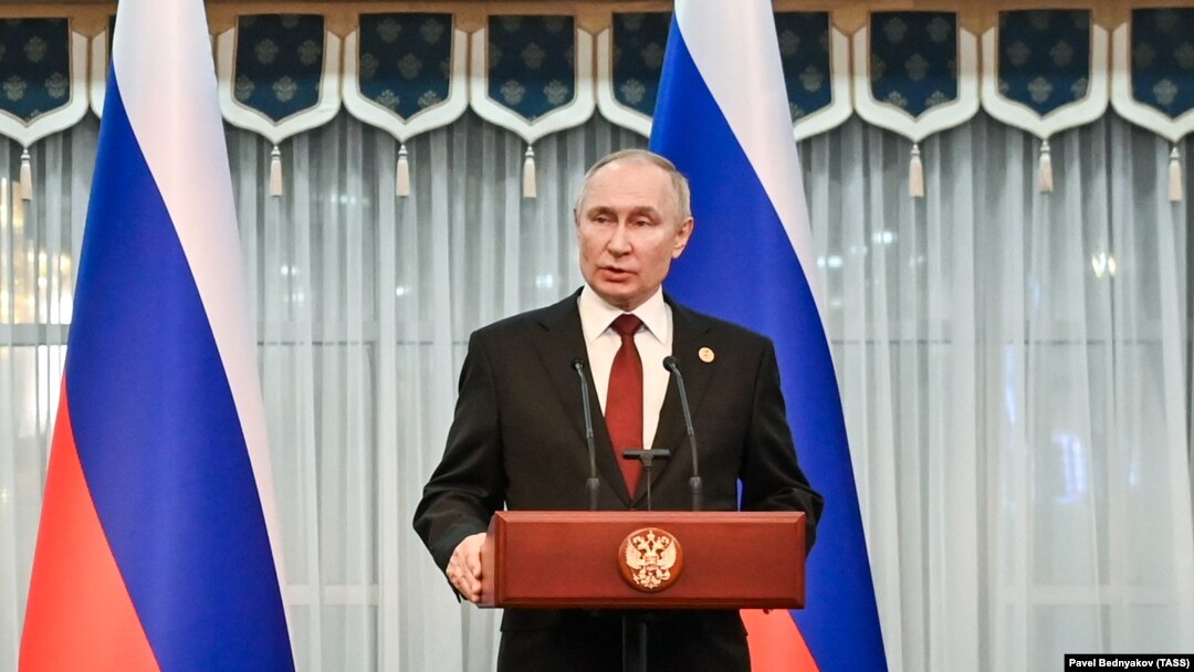 Киргистан, 9 декември, 2022 - Рускиот претседател Владимир Путин на прес-конференција по седница на Врховниот евроазиски економски совет 
