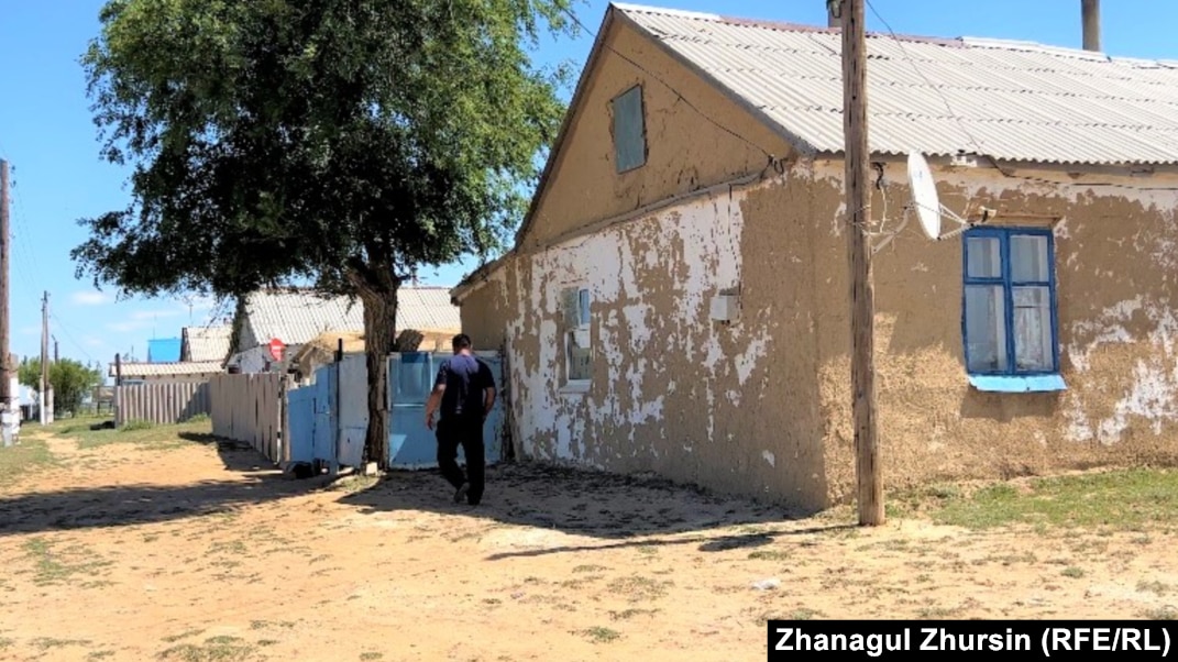 Ересек апаймен секс видео