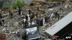 لغزش کوه در نزدیک دروازه تورخم 