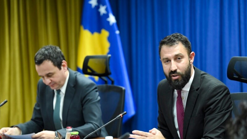 Krasniqi: Dorëheqja e kryetarëve shqiptarë, kërkesë e Beogradit