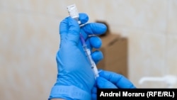 Vaccinarea este un subiect sensibil în societatea românească, mai ales după pandemia de COVID. 