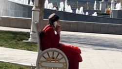 Diňle: Türkmen häkimiýetleri Internet çäklendirmeleriniň arasynda, paýtagtlylara WiFi hyzmatyny hödürläp başlady