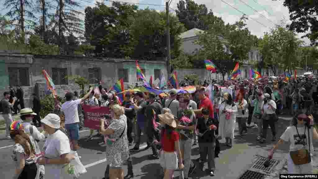 În Chișinău a avut loc Marșul Pride 2023. Participanții s-au întâlnit la intersecția străzilor București și Ismail.&nbsp; Cea de-a XXII-a ediție a Festivalului comunității LGBT+ din Moldova &bdquo;Moldova Pride&rdquo; s-a desfășurat între 12 și 18 iunie 2023.