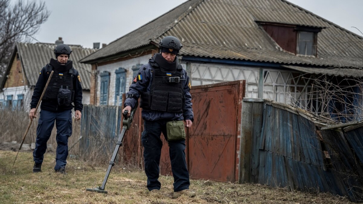 In The Kharkiv Region, Ukraine Struggles To Demine As Russia's Invasion Rages On - Vimarsana News