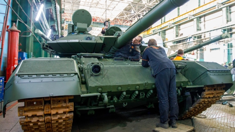 В России заканчиваются запасы вооружений советских времен – The Economist