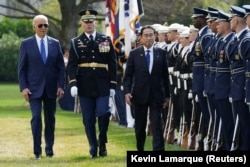 Președintele Joe Biden l-a primit la Casa Albă pe premierul japonez Fumio Kishida, iar în timpul unei conferințe de presă comune vorbit de mai multe ori despre situația din Israel.