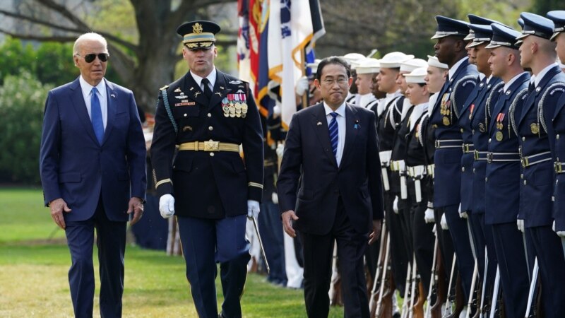 США и Япония решили укрепить военные и экономические связи