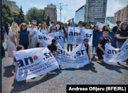 Studentii de la organizația ANOSR au participat și ei la protestul profesorilor.