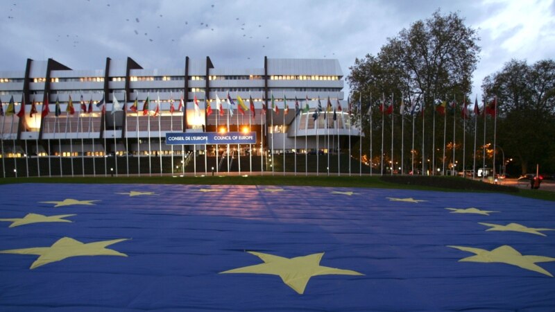 Knaus: Kosova nuk do të jetë në agjendën e KiE-së më 17 maj, letra e saj erdhi vonë