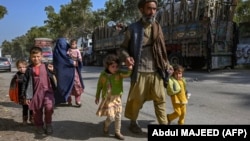 An Afghan refugee family in Peshawar, Pakistan (file photo)