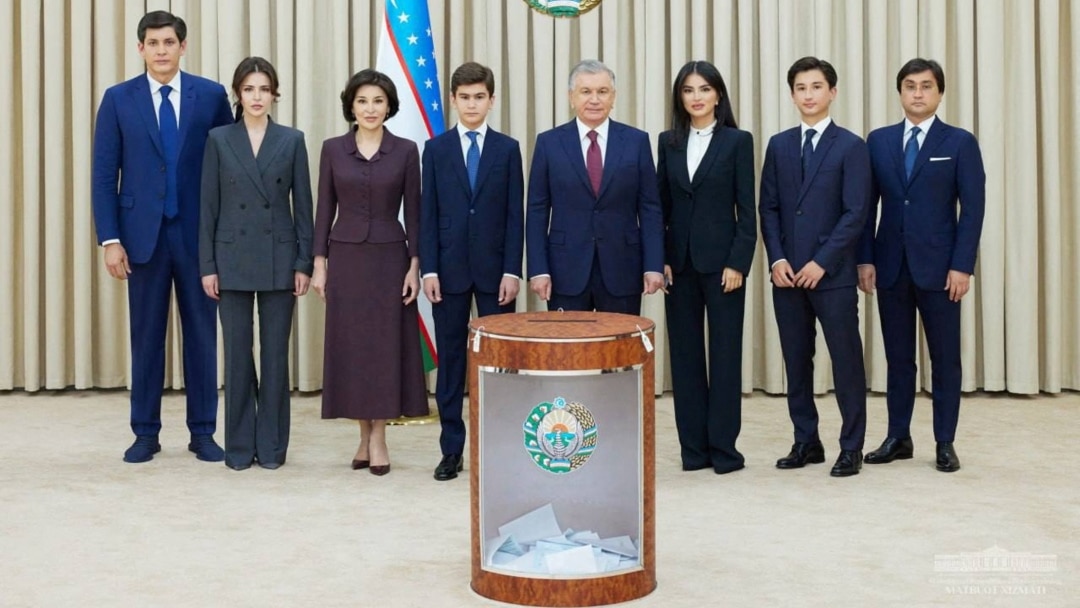 Пионер лагеріндегі пионерлердің онлайн порносын қараңыз